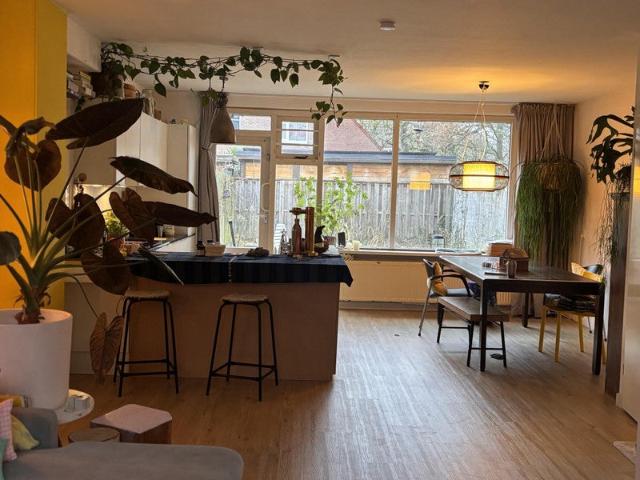 Appartement te huur in Loosduinen, Zuid Holland