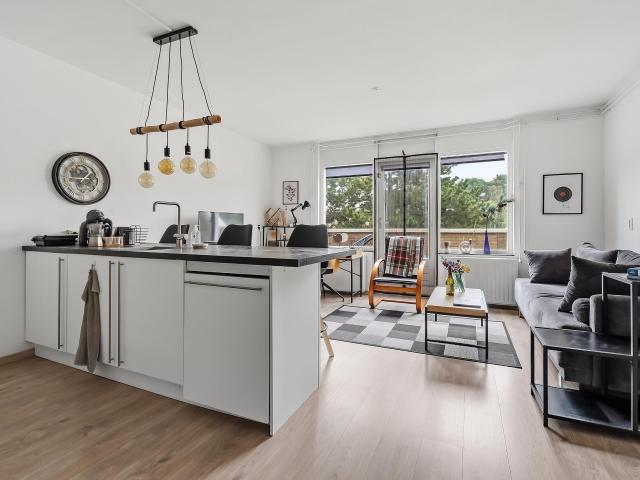 Appartement te huur in Loosduinen, Zuid Holland