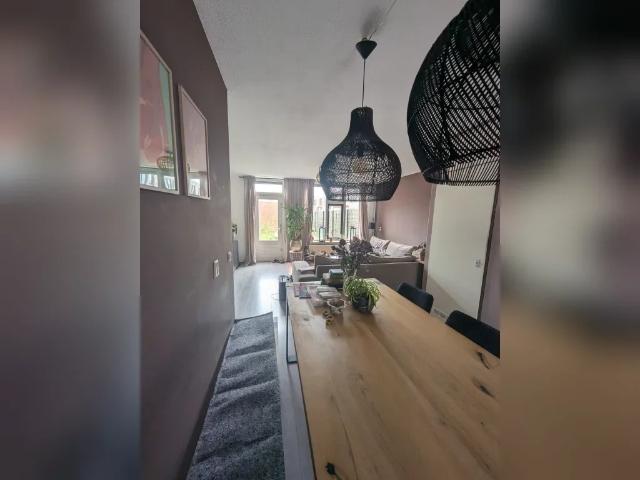 Appartement te huur in Stationsbuurt, Den Haag