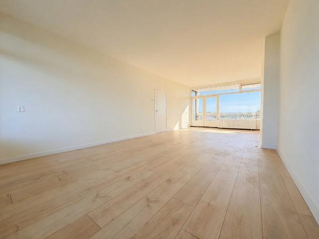 Appartement te huur in Bloemenbuurt, Zuid Holland