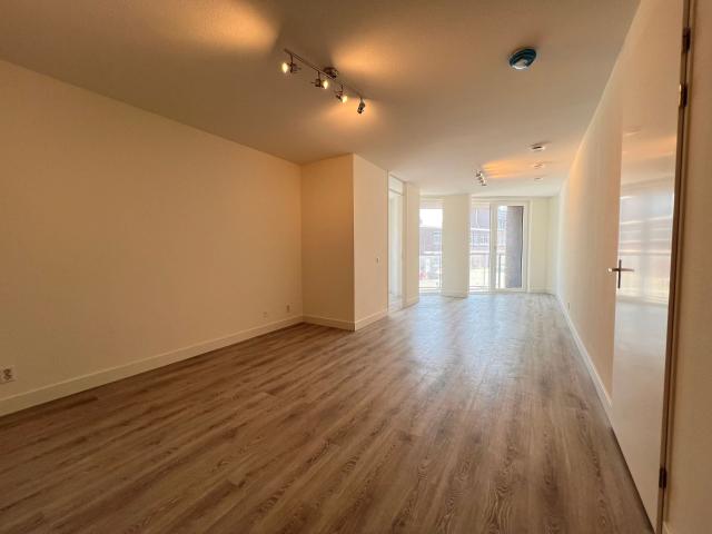 Appartement te huur in Olland, Zuid Holland