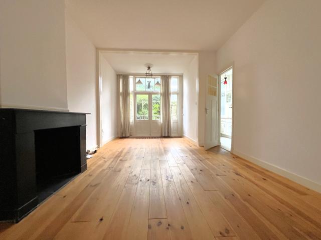 Appartement te huur in Valkenboskwartier, Zuid Holland