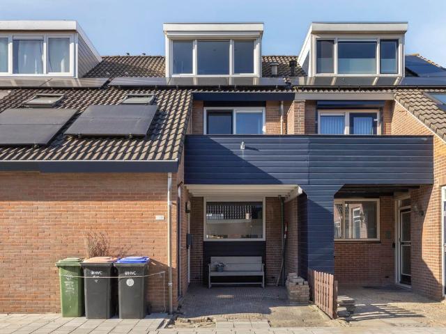 Appartement te huur in Kruiszwin, Den Helder