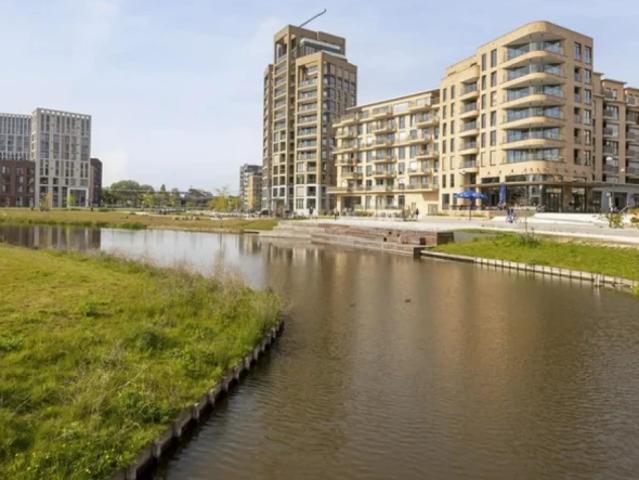 Appartement te huur in Holland Park, Diemen