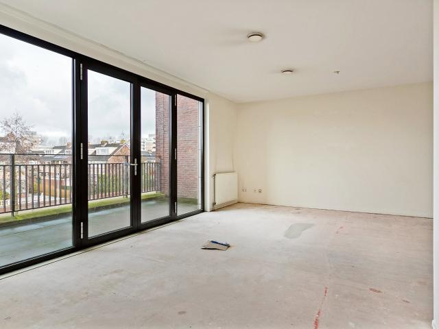 Appartement te huur in Diemen, Noord Holland