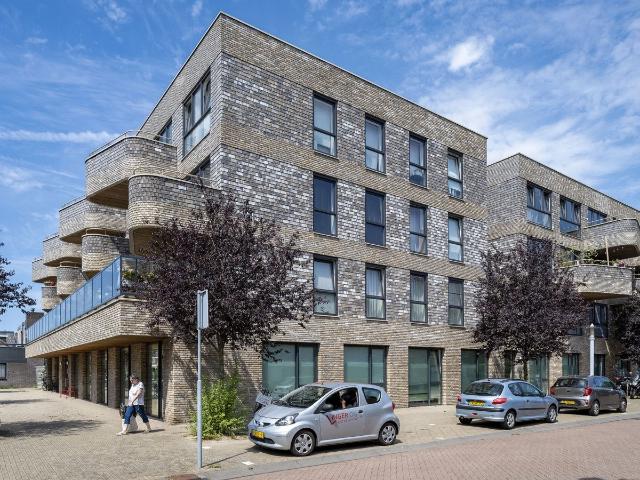 Appartement te huur in Diemen, Noord Holland
