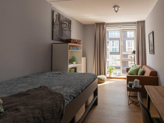 Appartement te huur in Diemen-Zuid, Olland