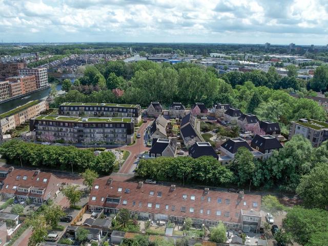Appartement te huur in Diemen-Zuid, Olland