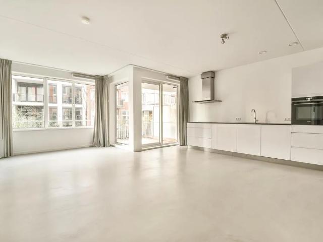 Appartement te huur in Diemen, Noord Holland