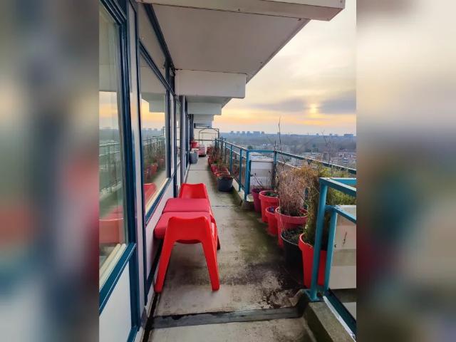 Appartement te huur in Duivendrecht, Noord Holland