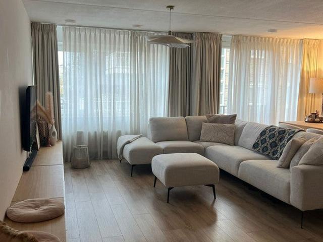 Appartement te huur in Looiakkers, Olland