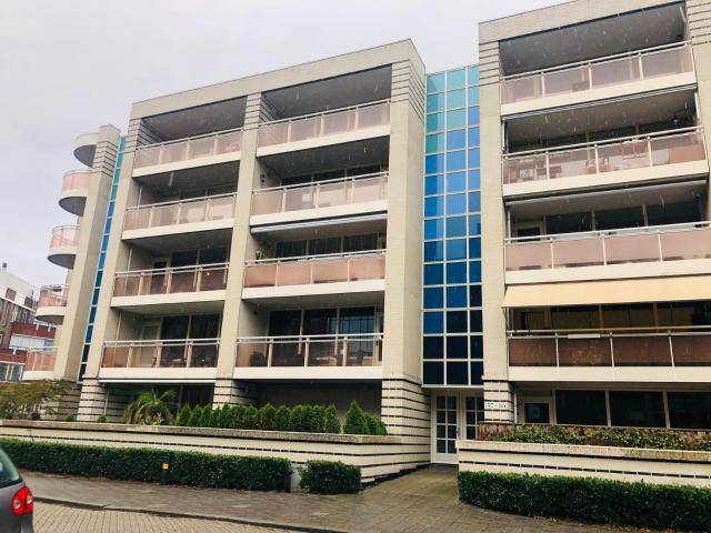 Appartement te huur in Bergen, Olland