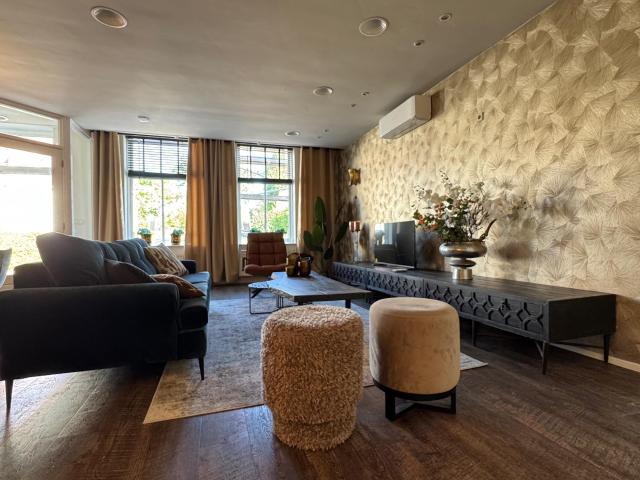 Appartement te huur in Olland, Zuid Holland