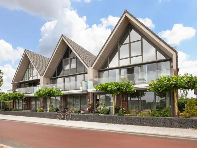 Appartement te huur in Rijsenhout, Noord Holland