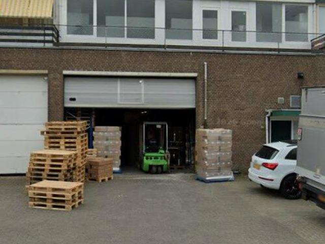 Appartement te huur in Zwaanshoek, Noord Holland