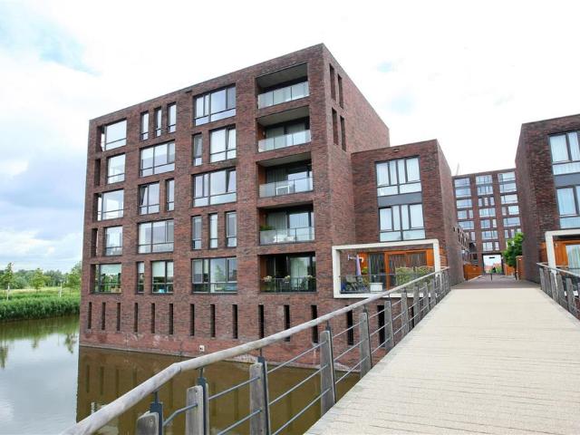 Appartement te huur in Hendrik-ido-ambacht, Zuid Holland
