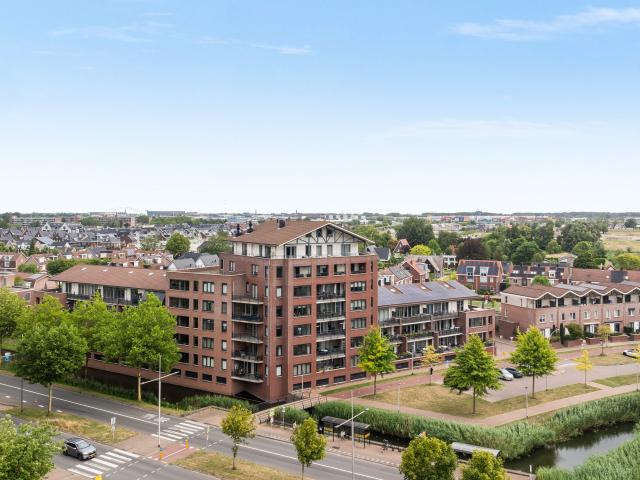 Appartement te huur in Hendrik-ido-ambacht, Zuid Holland