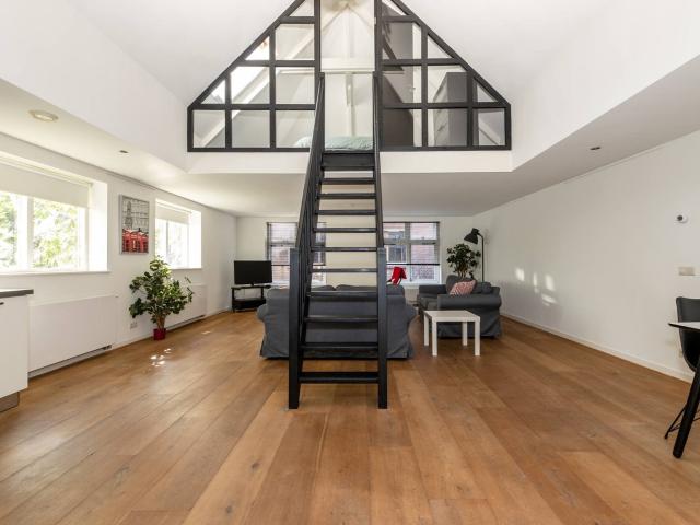 Appartement te huur in Olland, Noord Holland