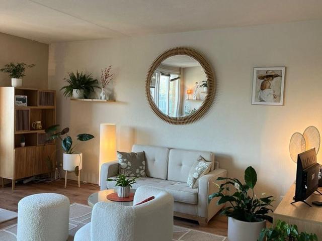 Appartement te huur in Huizen, Noord Holland