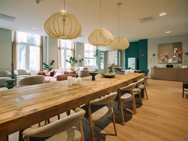Appartement te huur in Huizen