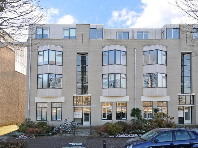 Appartement te huur in Huizen, Noord Holland