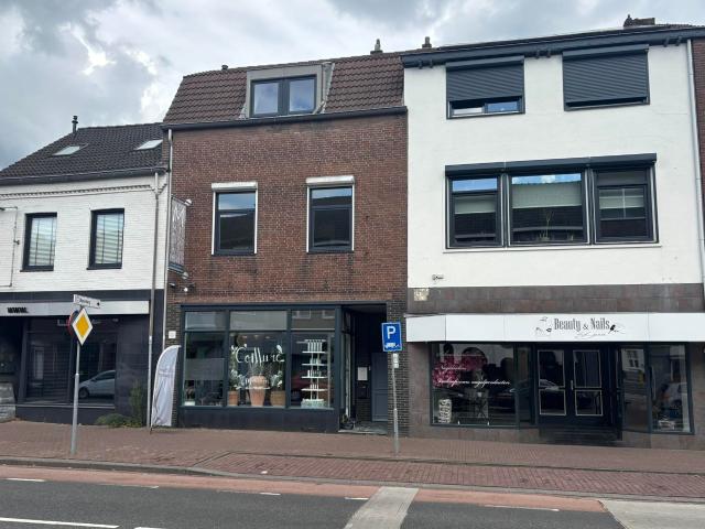 Appartement te huur in Schaesberg, Limburg
