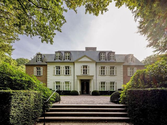 Appartement te huur in Laren, Noord Holland