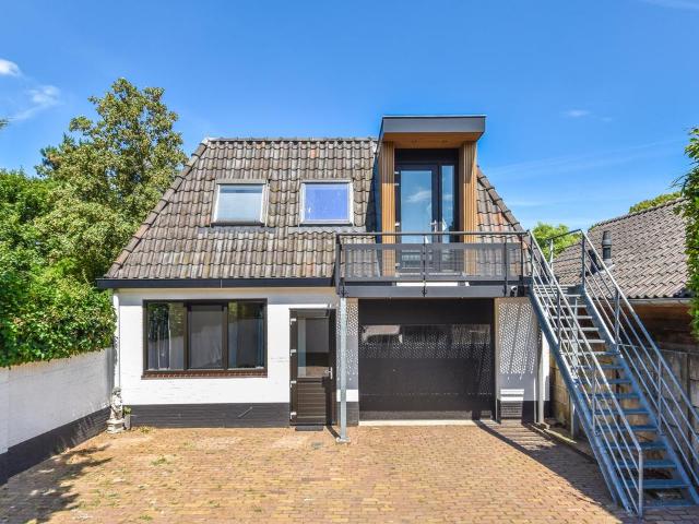 Appartement te huur in Laren, Noord Holland