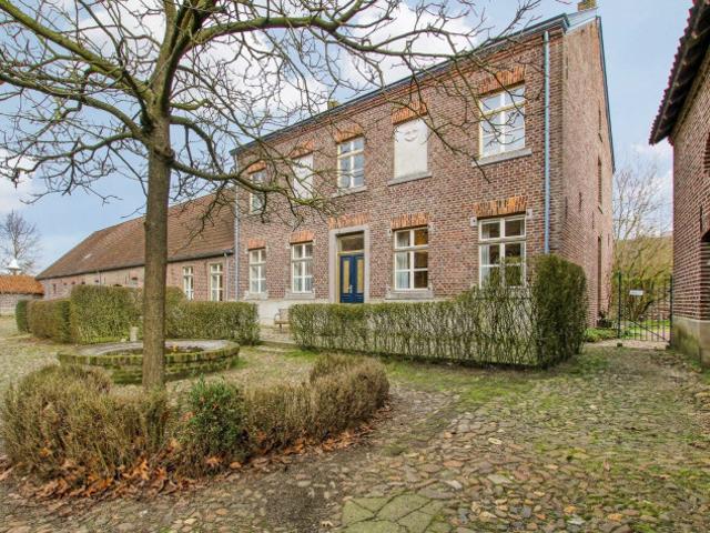 Appartement te huur in Baexem, Limburg