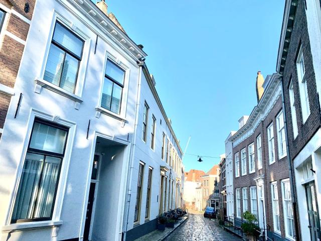 Appartement te huur in Binnenstad, Middelburg