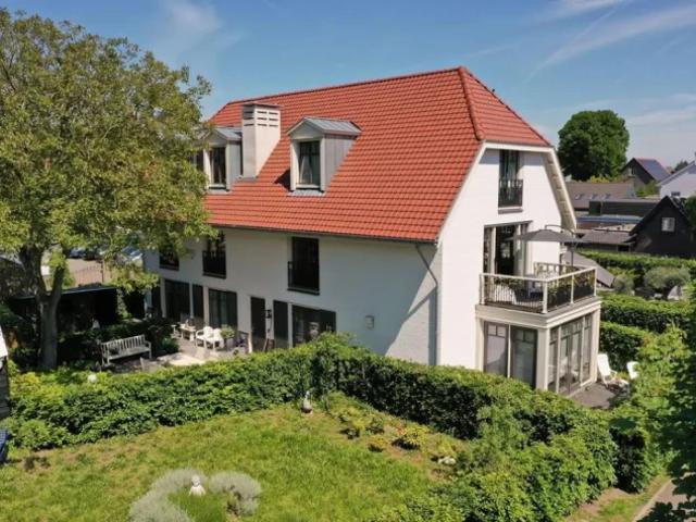 Appartement te huur in Muiderberg, Noord Holland