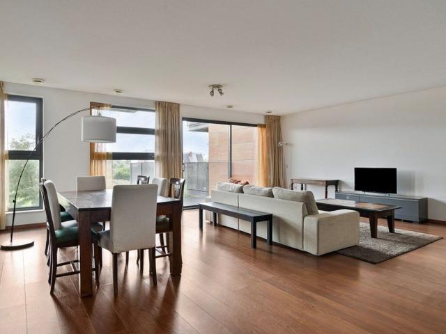 Appartement te huur in Oegstgeest, Zuid Holland