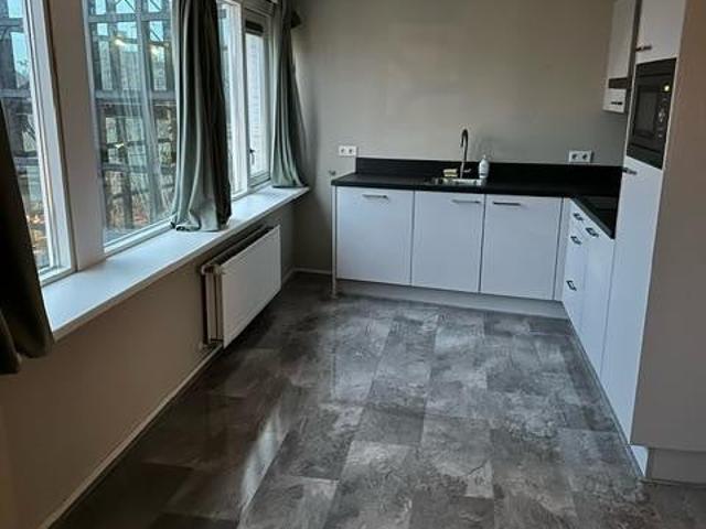 Appartement te huur in Oud-beijerland, Zuid Holland