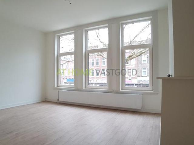 Appartement te huur in Bloemhof, Rotterdam