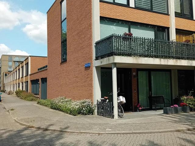 Appartement te huur in Olland, Zuid Holland