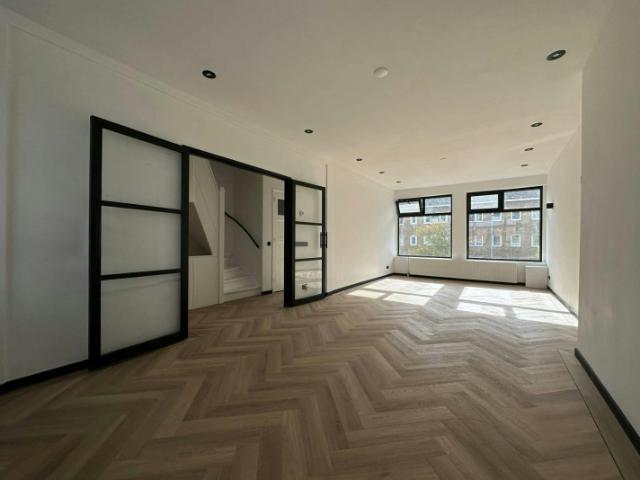 Appartement te huur in Schiedam, Zuid Holland