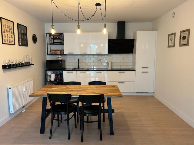 Appartement te huur in Olland, Zuid Holland