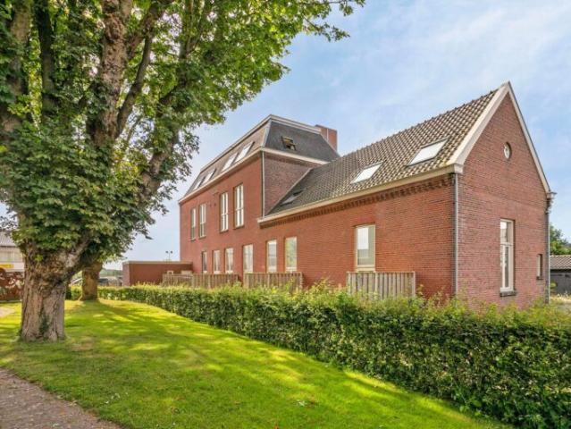 Appartement te huur in Steenbergen, Noord Brabant
