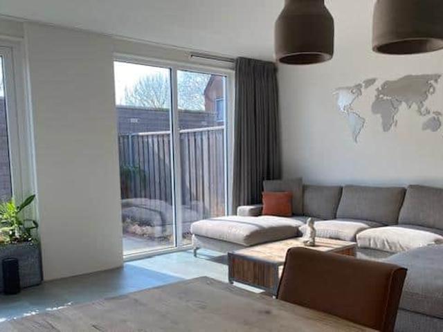 Appartement te huur in Stompetoren, Noord Holland