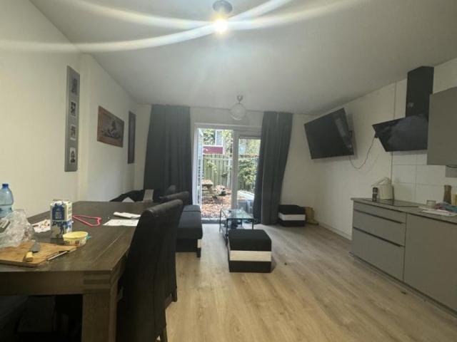 Appartement te huur in Heikant, Olland