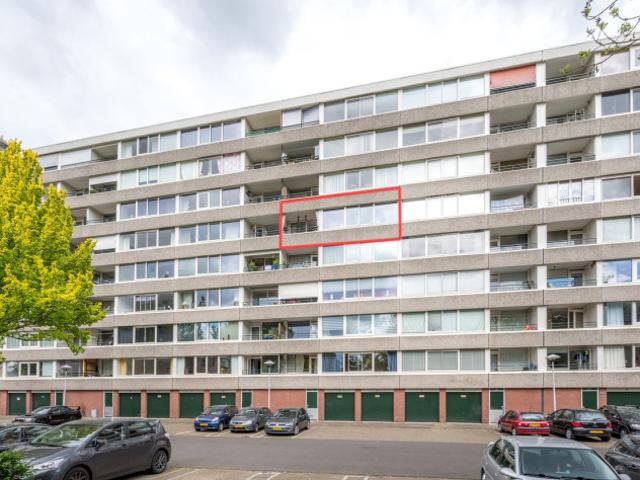 Appartement te huur in Zamenhofdreef, Neckardreef, Utrecht