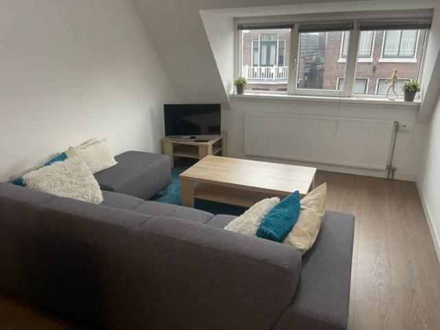 Appartement te huur in Santpoort-noord, Noord Holland