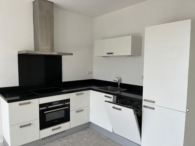 Appartement te huur in Ijmuiden, Noord Holland