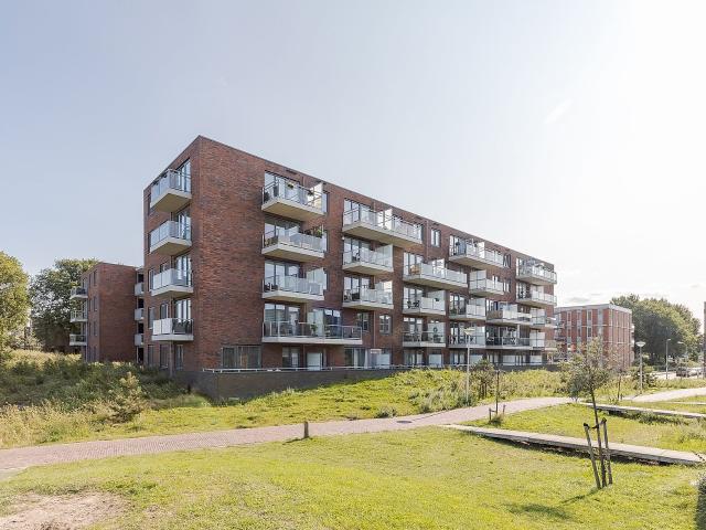 Appartement te huur in Ijmuiden, Noord Holland
