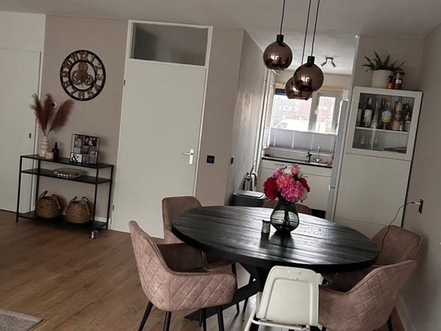 Appartement te huur in Buurstchap Nauerna Westzaan, Westzaan