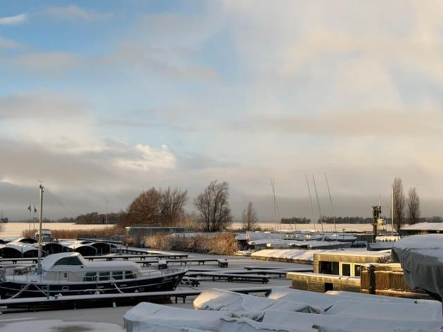 Appartement te huur in Loosdrecht, Noord Holland