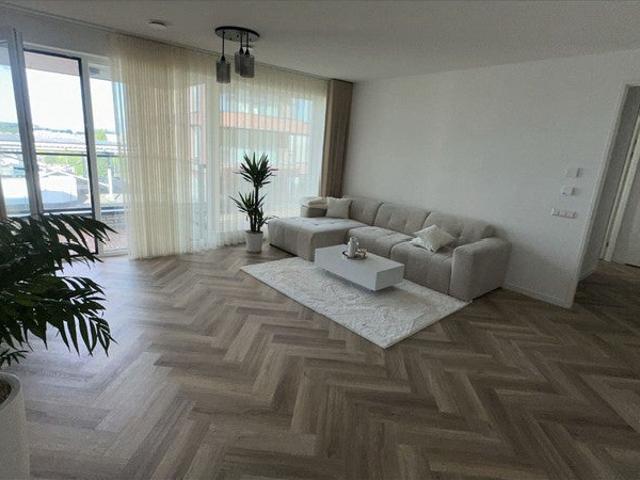 Appartement te huur in Olland, Noord Holland