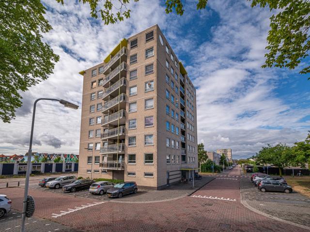 Appartement te huur in Zaandam, Zaanstad