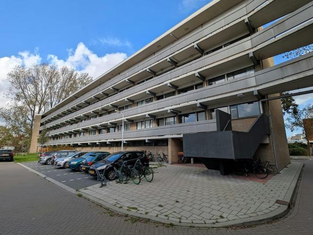 Appartement te huur in Zaandam, Zaanstad