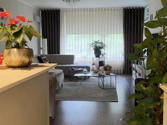 Appartement te huur in Meerzicht, Lisse
